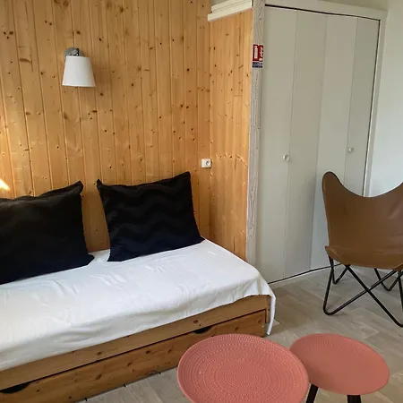 Regina Hotel 2*